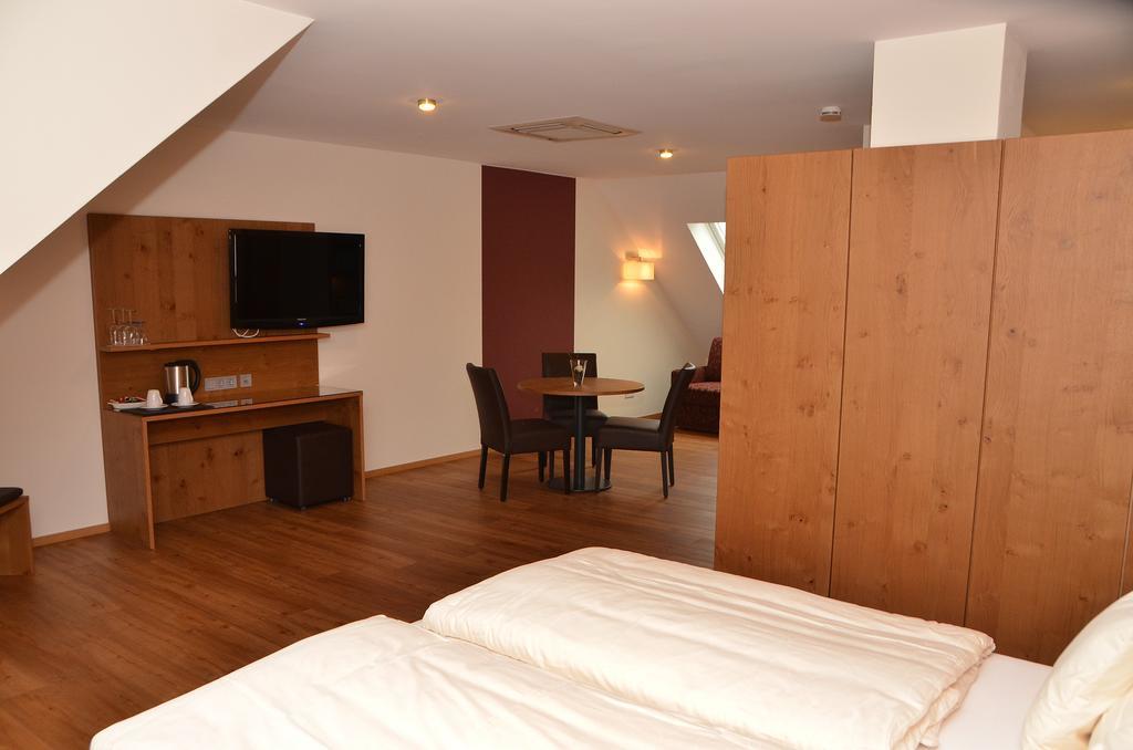 Seminarshof Hotel Тритенхайм Стая снимка